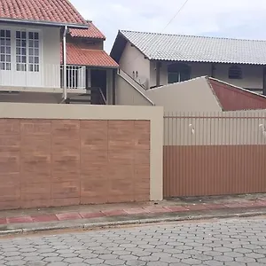 Moradas Mar Do Sul - Floripa - Belo Sobrado Com Aptos Na Praia Do Campeche Apartamento